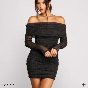 Black sparkly off the shoulder dress😍